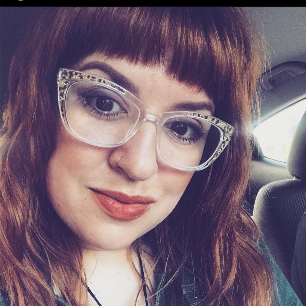 Meet your Posher, Lynsey